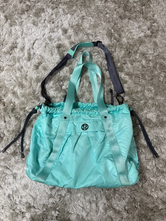 lululemon athletica Handbags - lululemon athletica Mint Teal Everyday Tote